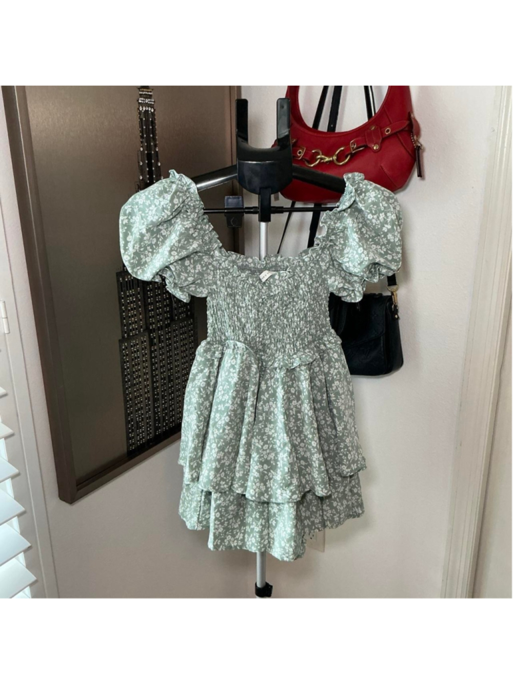 Altar’d State Sage Green Floral Smocked Puff Sleeve Romper Size Small